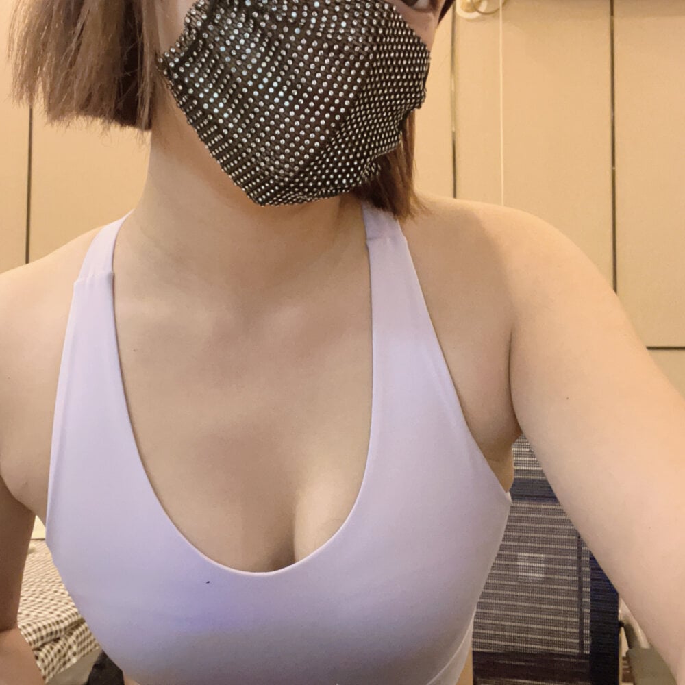 onaircams.com tina_wiwi livesex profile in chinese cams