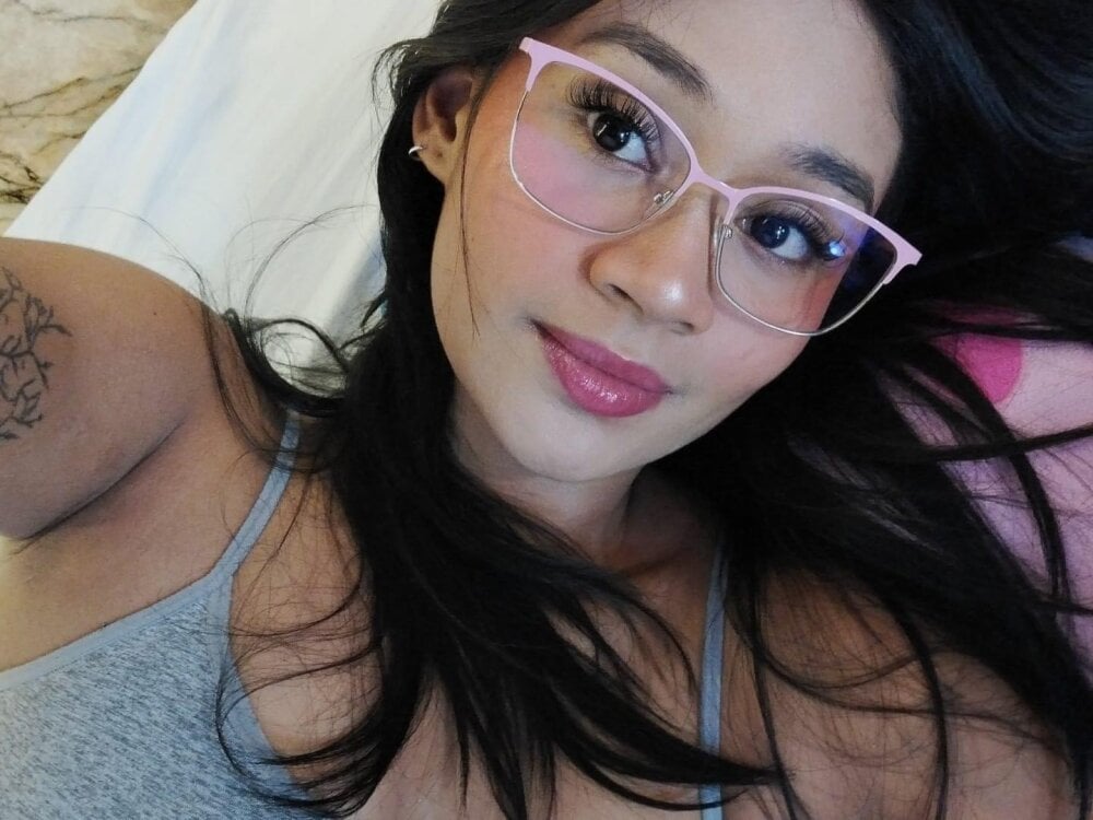sofia_gomez1_ profile