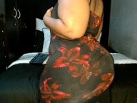 CURVEYDOLLXX's webcam live show