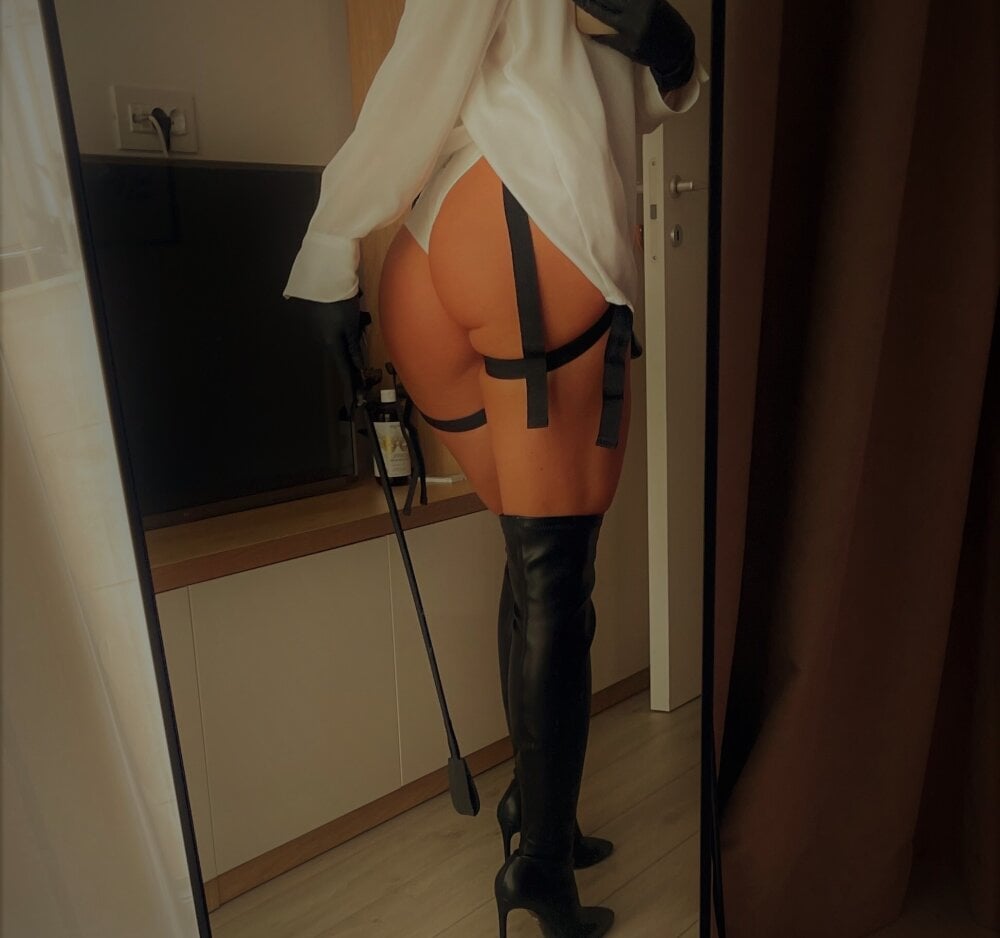 Live sex webcam photo for MissVanessa0 #289991086