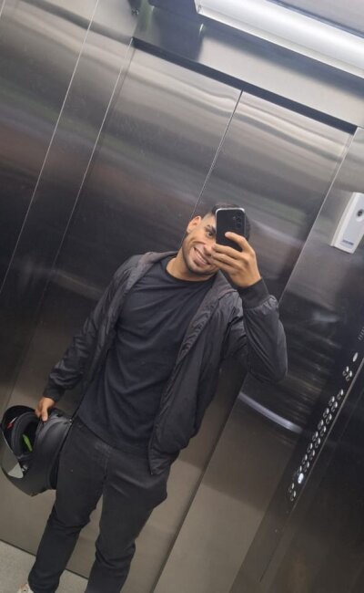 andrew_cy from stripchat