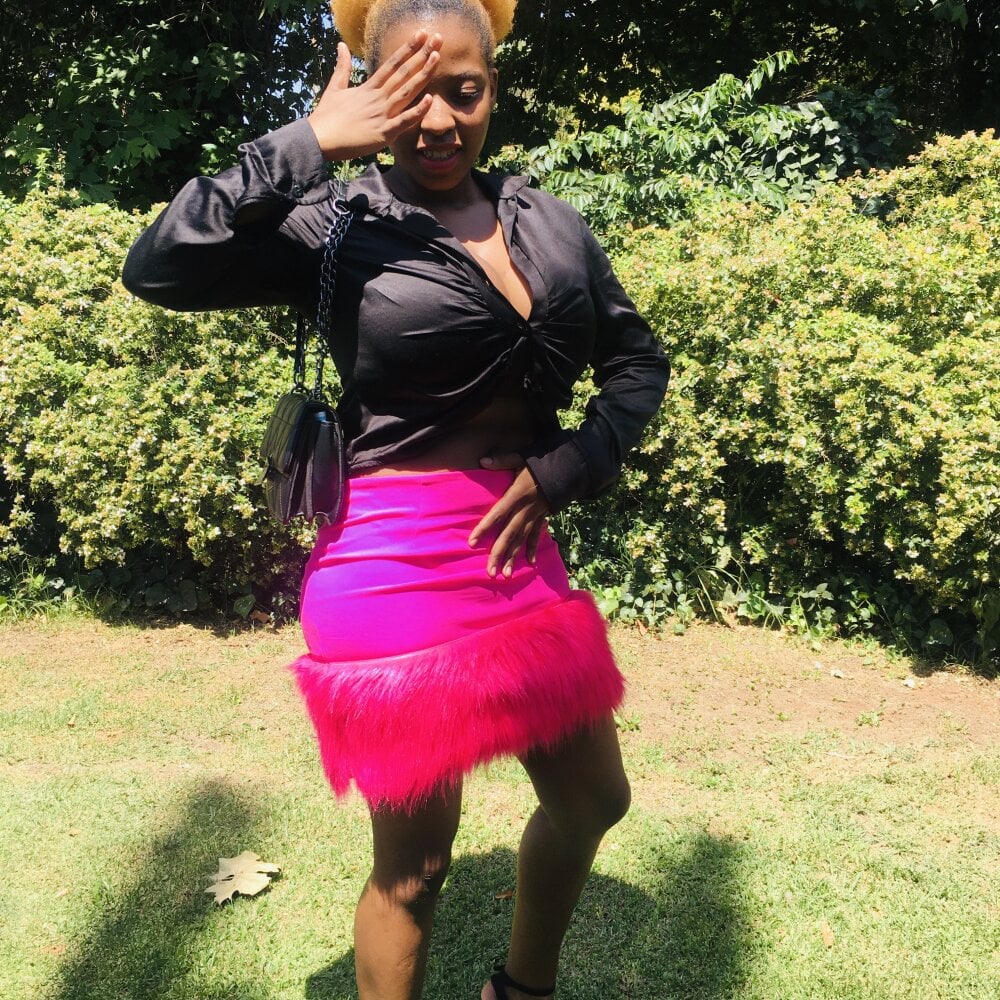 Live sex webcam photo for EuphoriaT #289577629