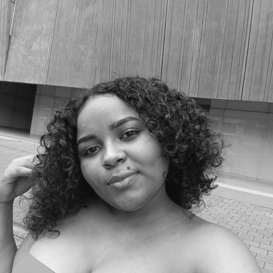 lyana_cowel profile