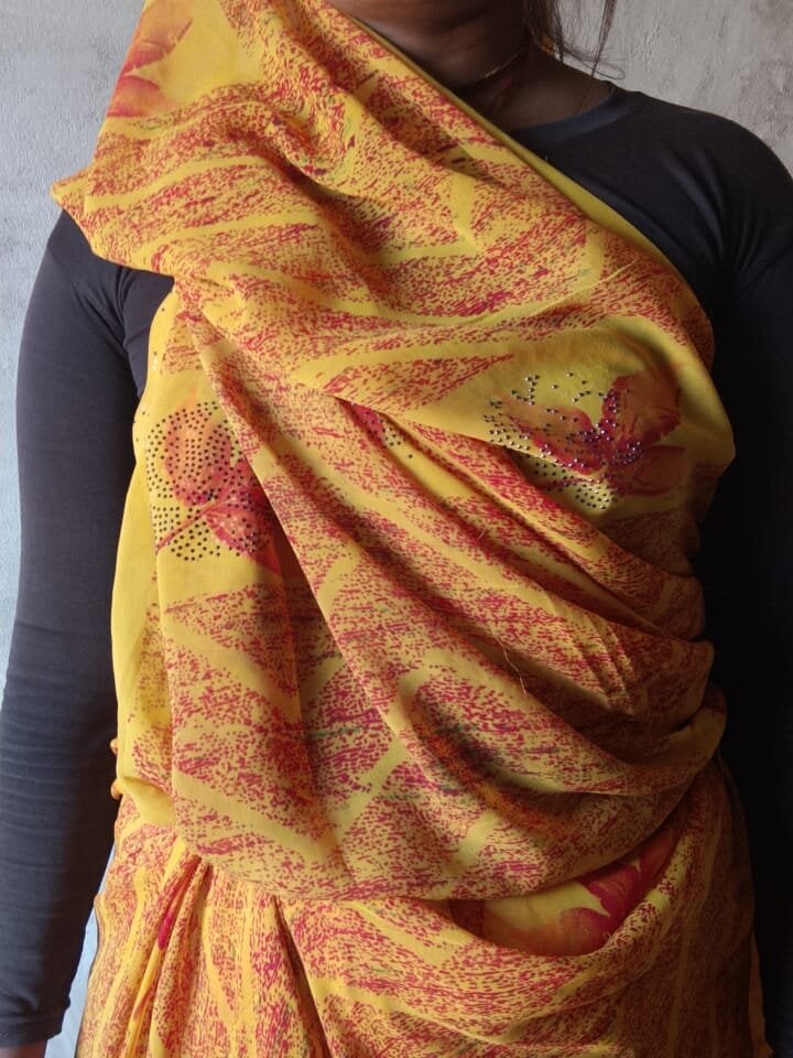 6livesex.com sonam44 livesex profile in middleeastern cams