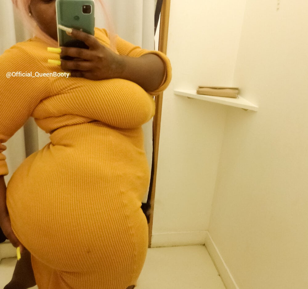 Queen Booty X X X