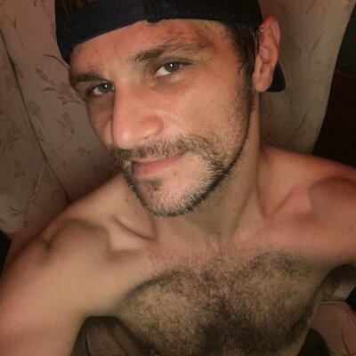 jonboi8812 from stripchat