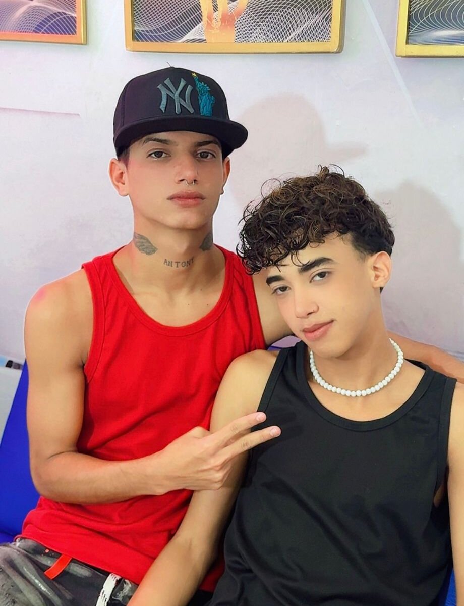 kleo_and_thony profile
