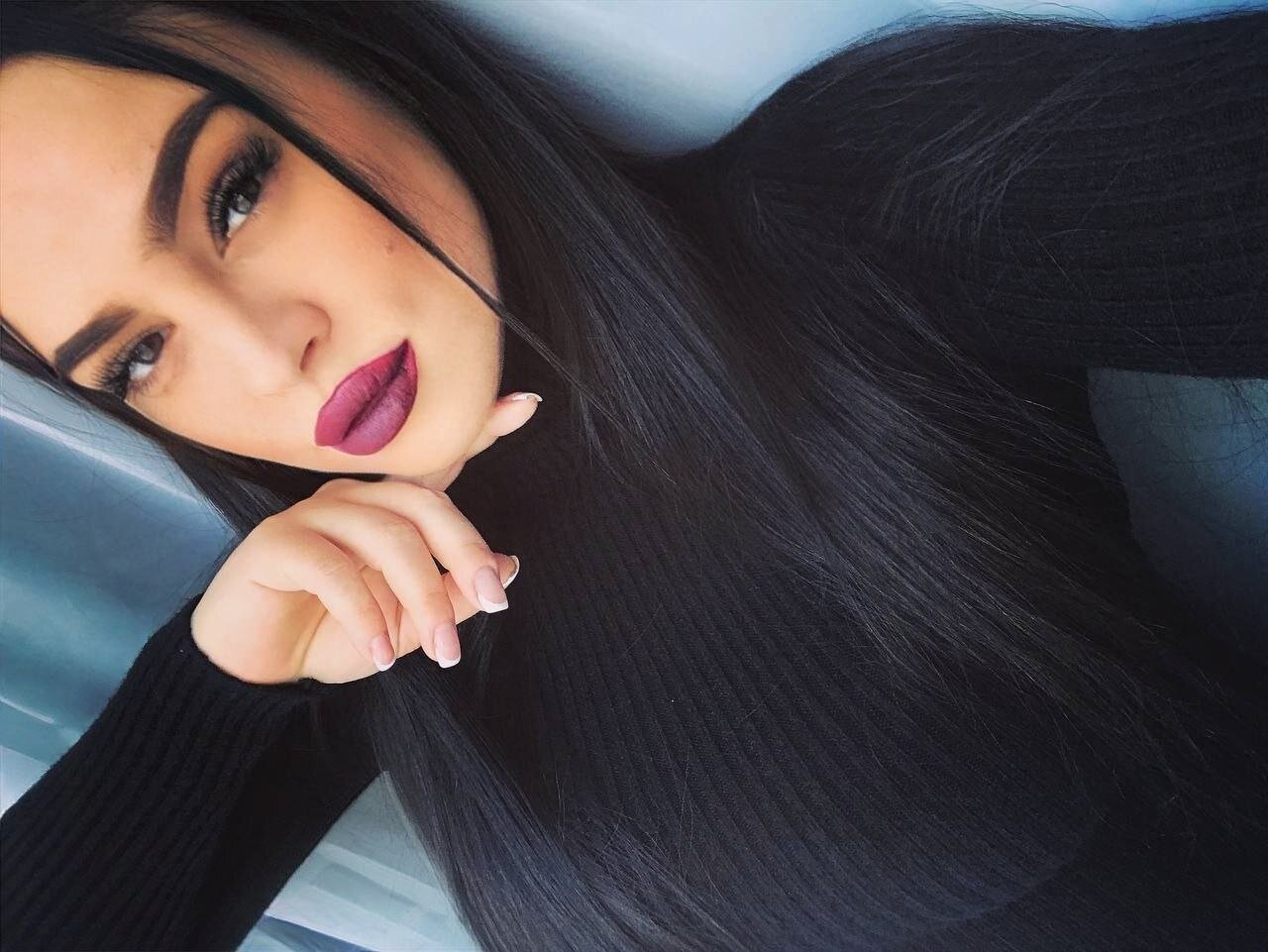 adele_crown