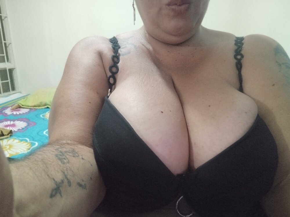 Zoesex_latin profile