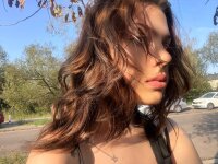Vivian_one's Offline XXX Chat