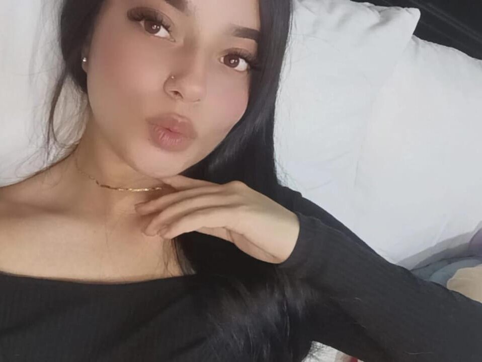 Live sex webcam photo for vayoleth_lp1 #289047846