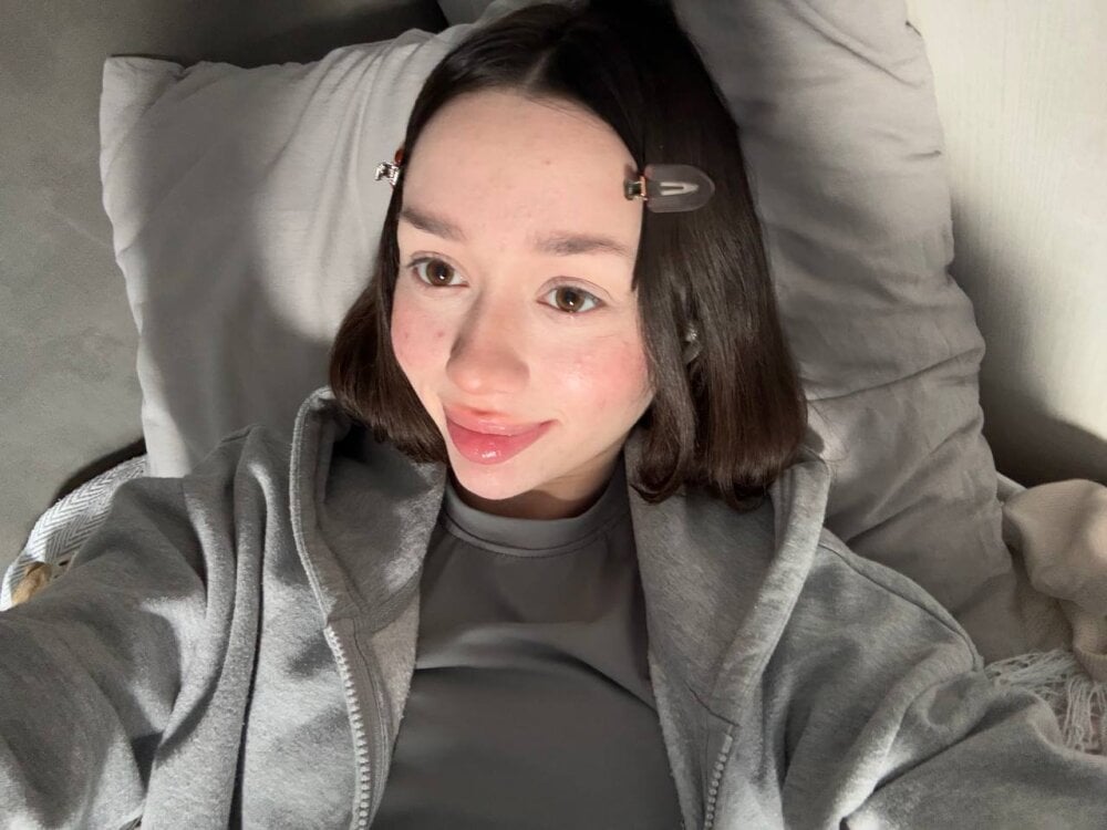 bestlivesexchat.com bananalizzy livesex profile in a-paradise-you-can-go-to-too cams