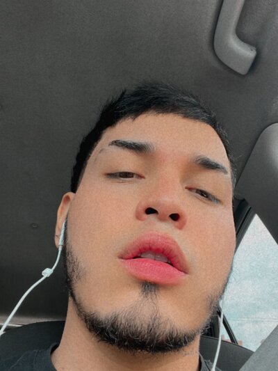 machotongue from stripchat