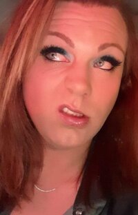 gypsydahlia517's Offline Chat Room