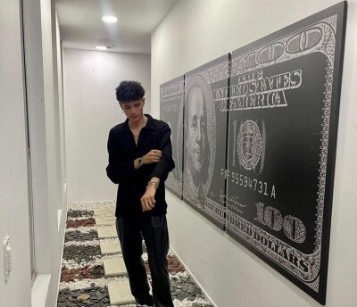 ian_mathias from stripchat