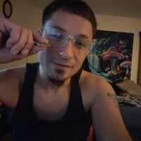 YoBlezz's webcam live show