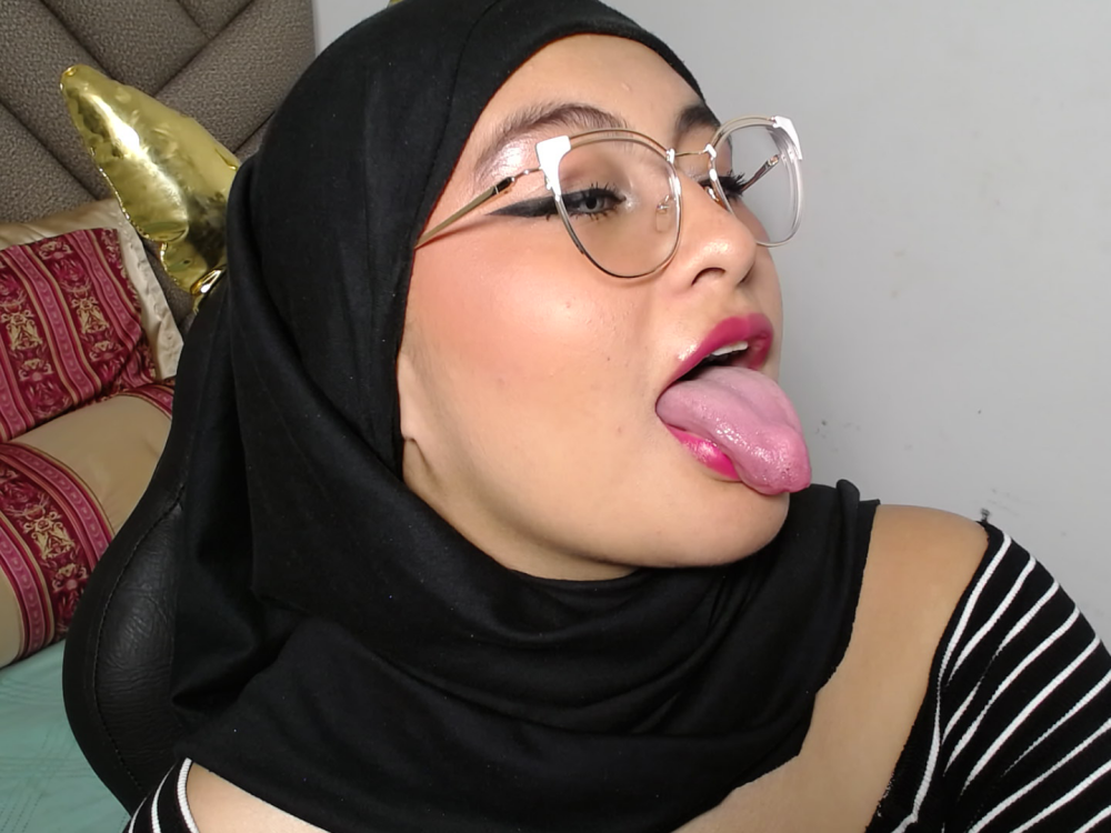 heluejamil profile