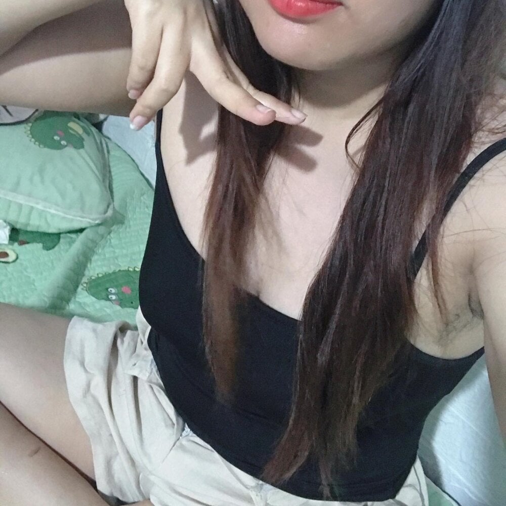 _Miu_xx's Offline XXX Chat
