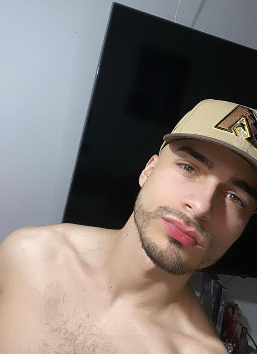 Logan_Tom