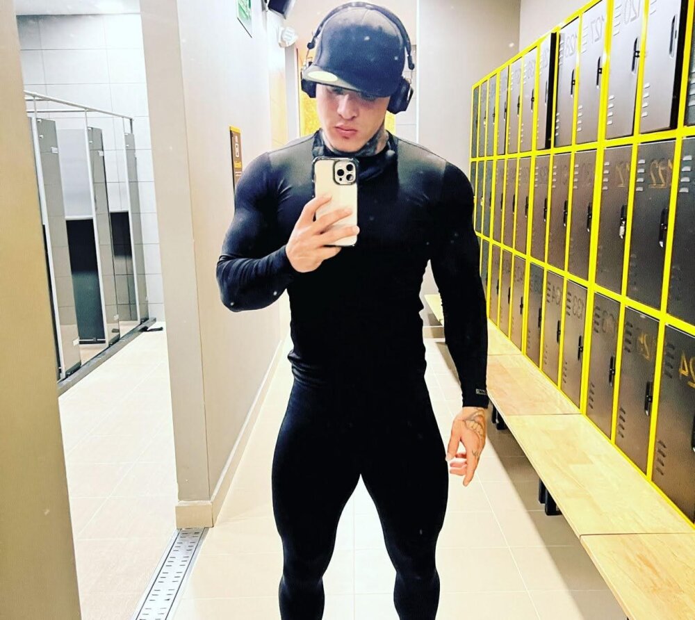 benjamin_isaac7