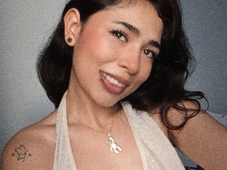 aridna_walker from stripchat