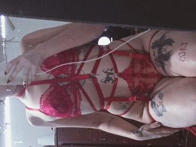 Venusobryan_55 Couple Squirtlatin Live Webcam Striptease