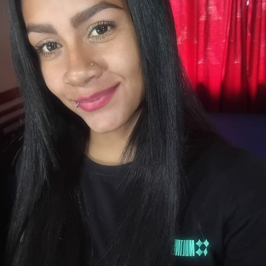 show2cam.com ariana_0-2 livesex profile in ecuadorian cams