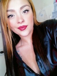 penelopekiss01's Offline Chat Room
