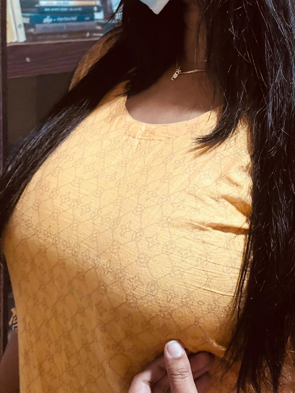 MuniaAfrin