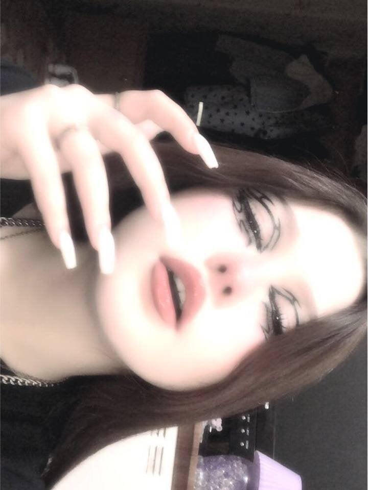 onaircams.com uelialias_hope livesex profile in bisexual cams