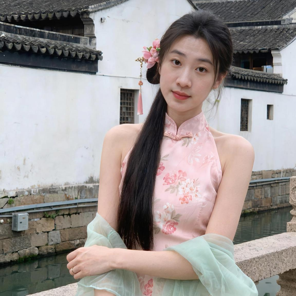 livesex.fan kiss-lys livesex profile in trimmed cams