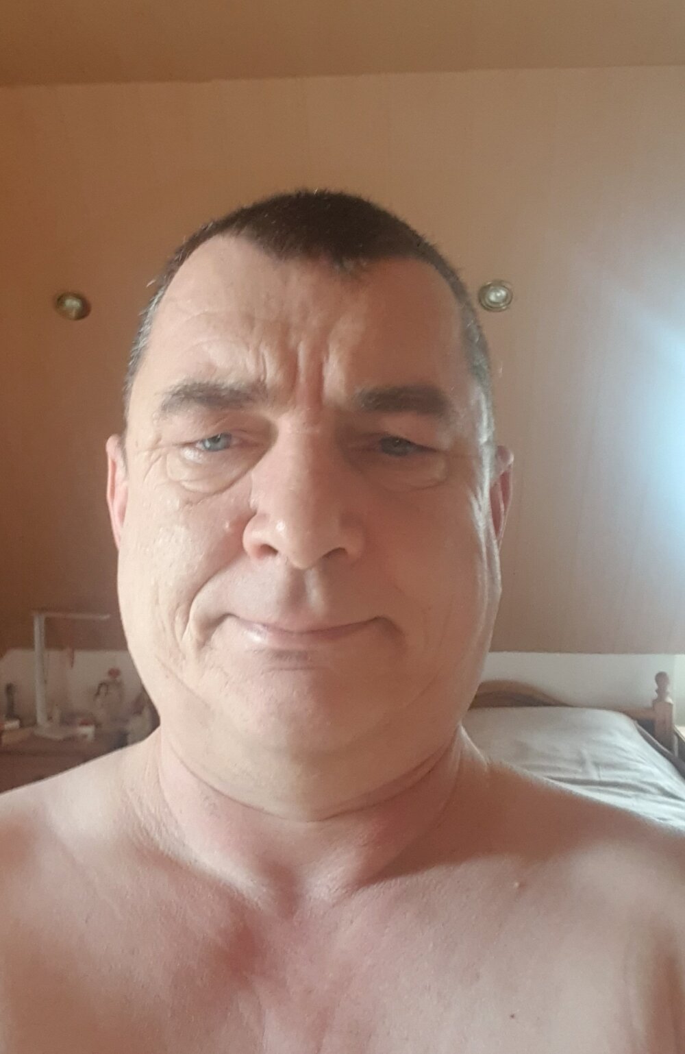 nobbie444 from stripchat