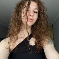 julia_ester's Offline Chat Room