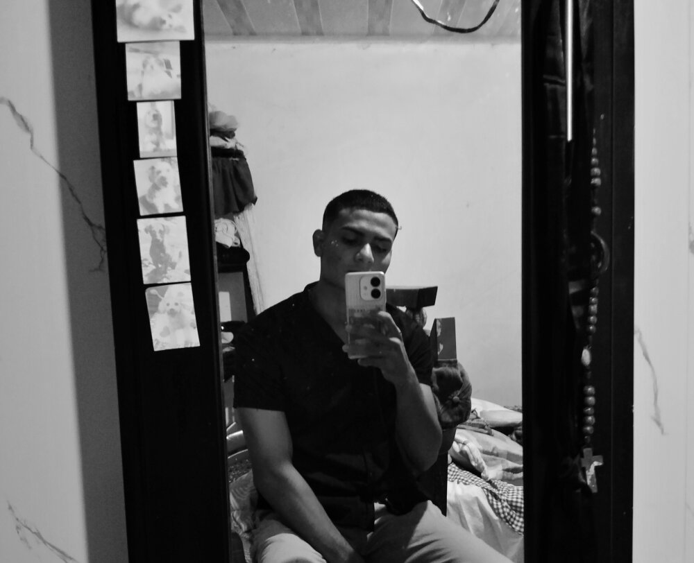 Moreno_la's Offline XXX Chat