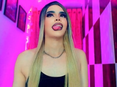 LuisanaBellomo - Stripchat Best Cam2cam Cowgirl Trans 