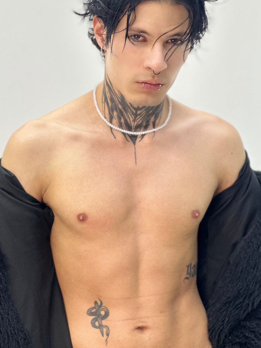 lucifer_doll_ from stripchat