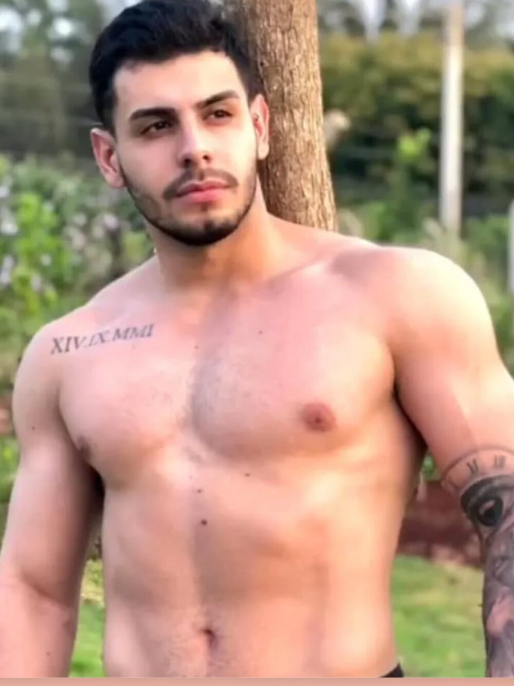 oliverr_queen's Offline XXX Chat