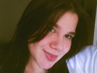 Ariel_thomas' Offline XXX Chat