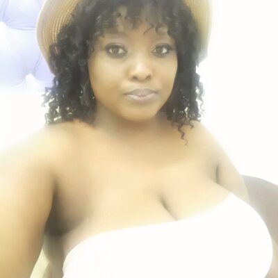 yummyboobs42 ⏸ online sex chat