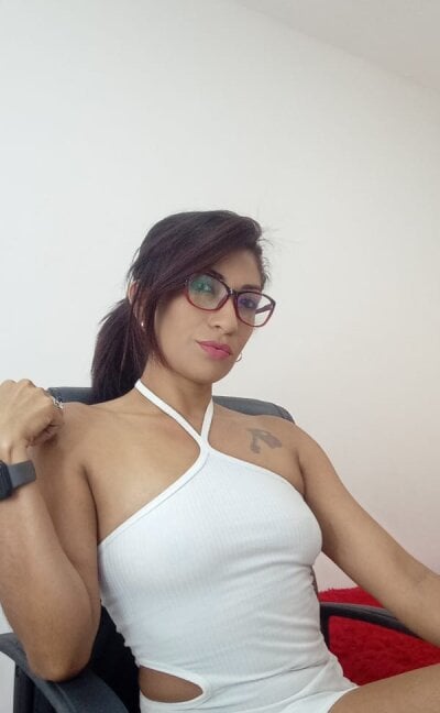 sofia_perez___ on StripChat