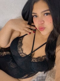 Teen_Valery's Offline Chat Room