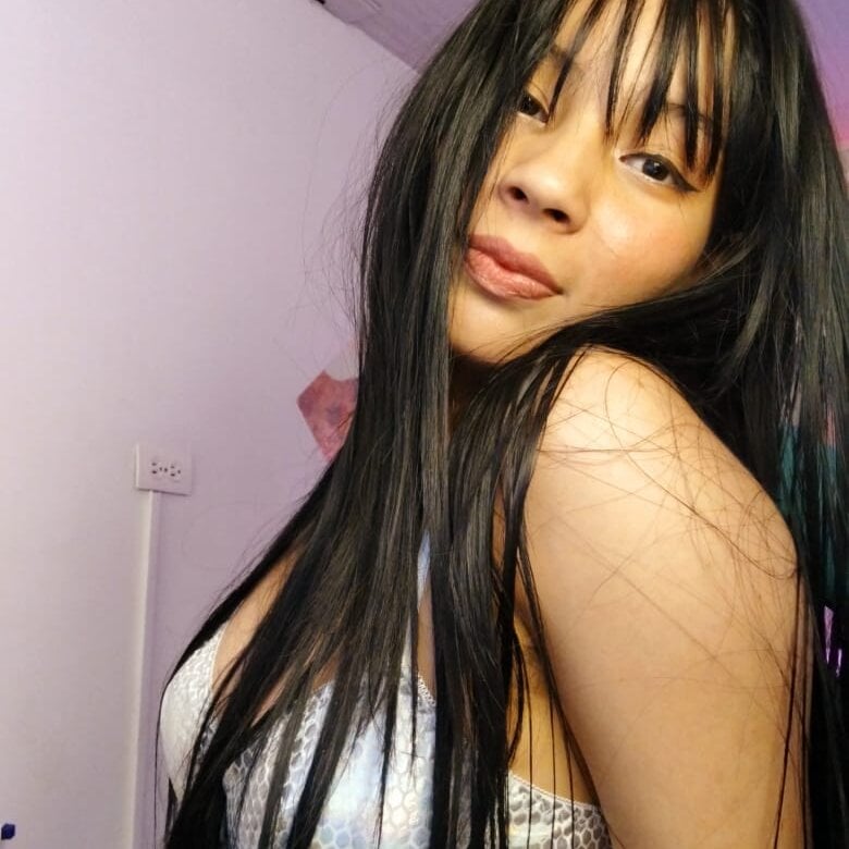 fresaanix from stripchat