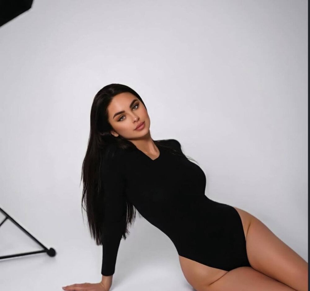 stripchat ketty_lee webcam profile pic via 247camsex.com