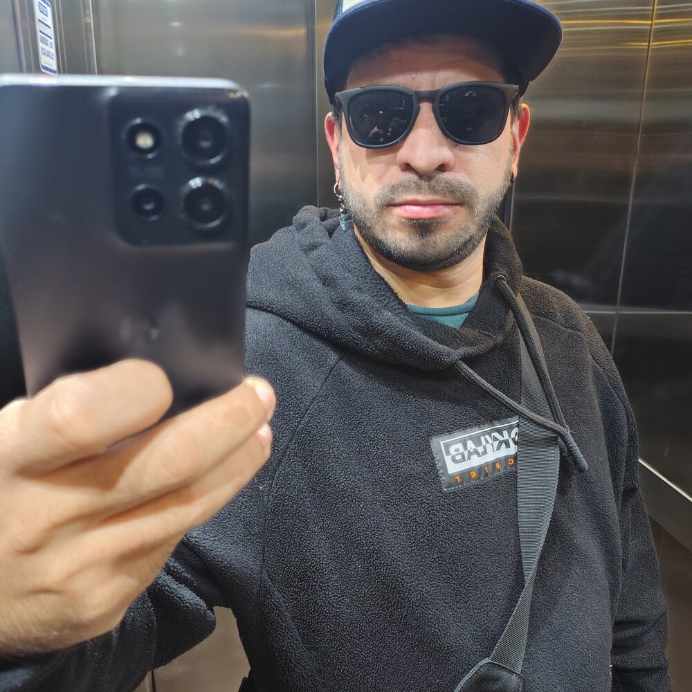 juanci_to from stripchat