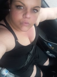 ThickEuroJuicyThighs' Offline XXX Chat