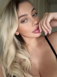 Blonde-Bella-XX: απευθείας συνομιλία ΧΧΧ