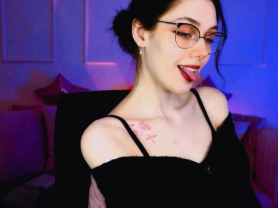 IsabelleStern 🚍 live naked stream