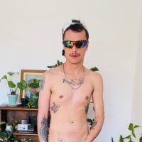 chrisalmeid_'s webcam live show