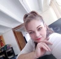 Britney-22's webcam live show