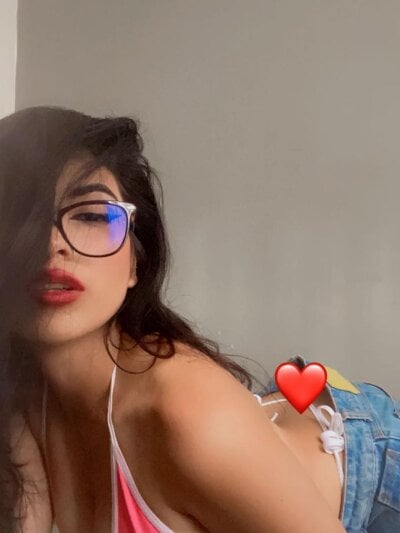 chloee-rosee from stripchat